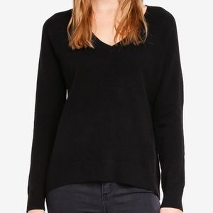NWT Gap Brooklyn V Neck in True Black, Large
